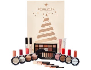 Usa calendar revolution 2018 makeup advent Calendar makeup usa 2018 advent revolution jumia with scarves